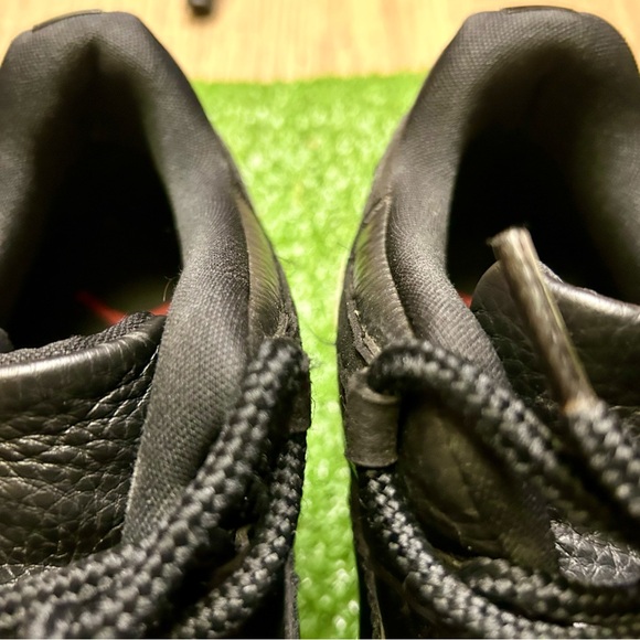 Air Jordan Retro 11 Low “Infrared” men’s 10.5 - Picture 4 of 7